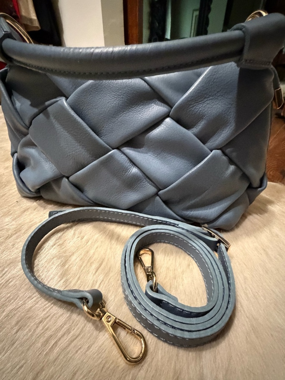 Valentina Fiore Light Blue Quilted Crossbody Bag